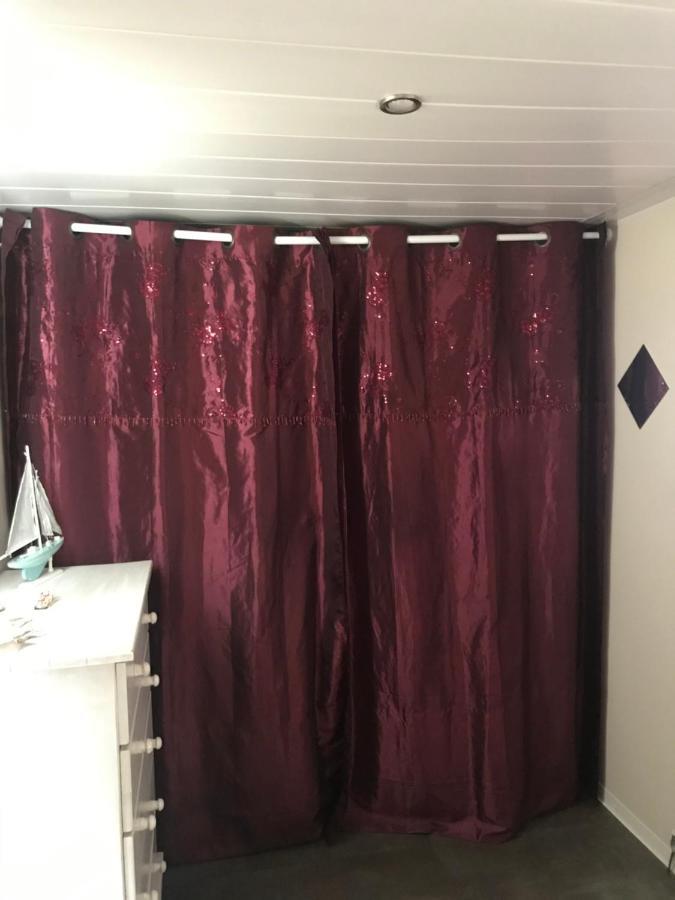 Mobilhome En Face Des Plages Йер Экстерьер фото