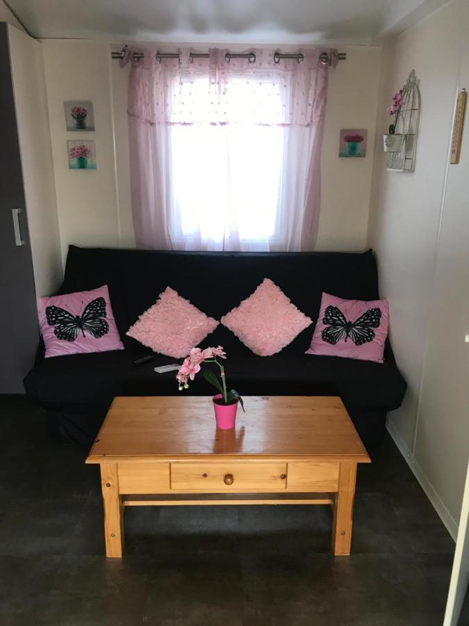 Mobilhome En Face Des Plages Йер Экстерьер фото