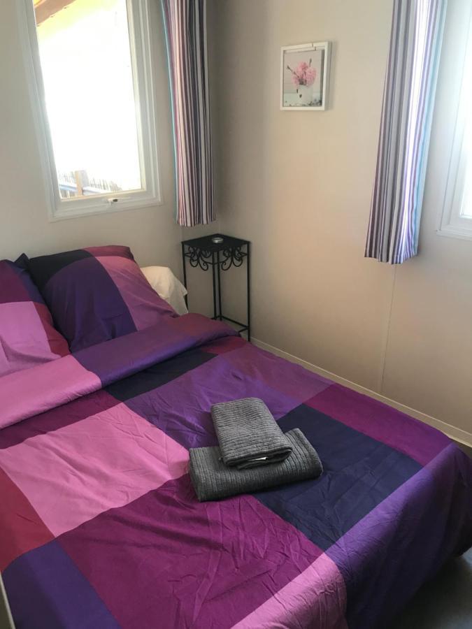 Mobilhome En Face Des Plages Йер Экстерьер фото